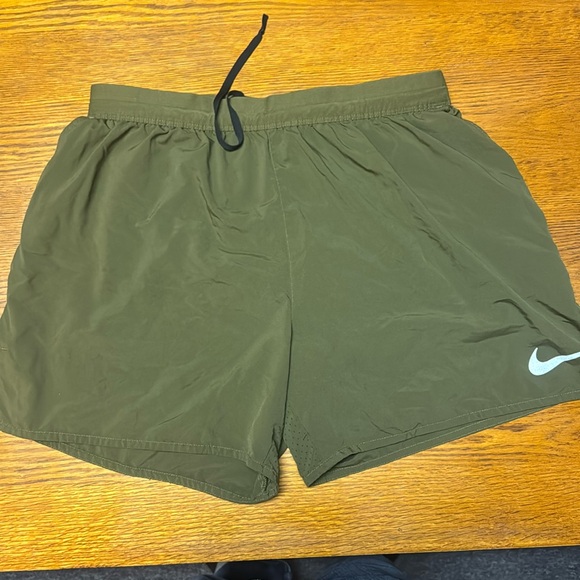 Nike Dri-Fit Shorts - Picture 2 of 7